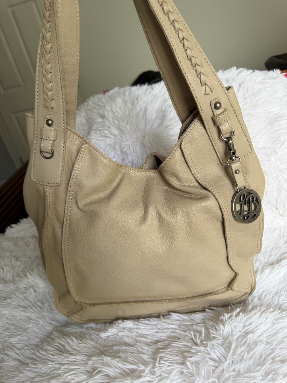 Lucky Brand Vintage Clay Leather Slouchy Hobo Bag Whipstitch Strap